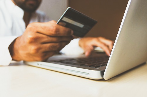 如何在 BigCommerce 上更改类别