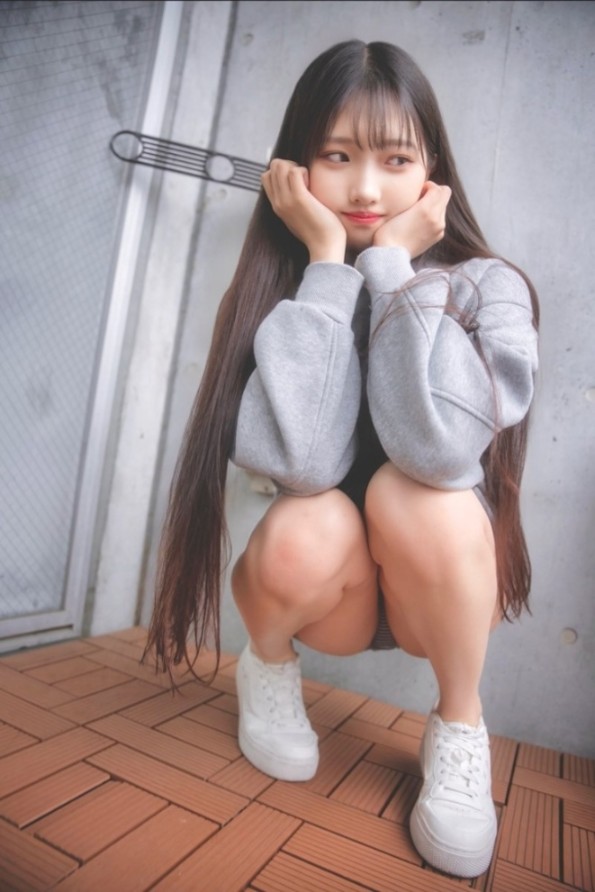 GHhhoTDaYAAUKsy.jpeg