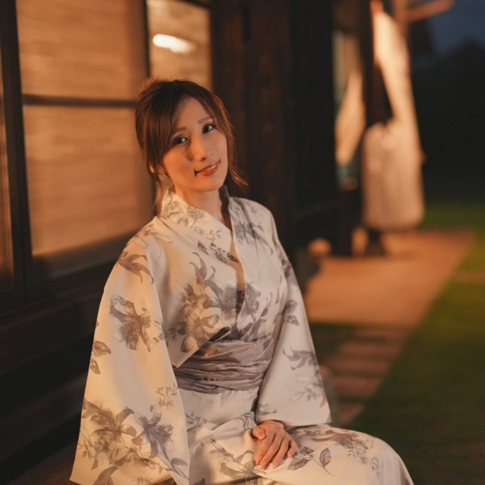 julia.official_ac_1720786861_3410529843896128261_3958562163.jpg