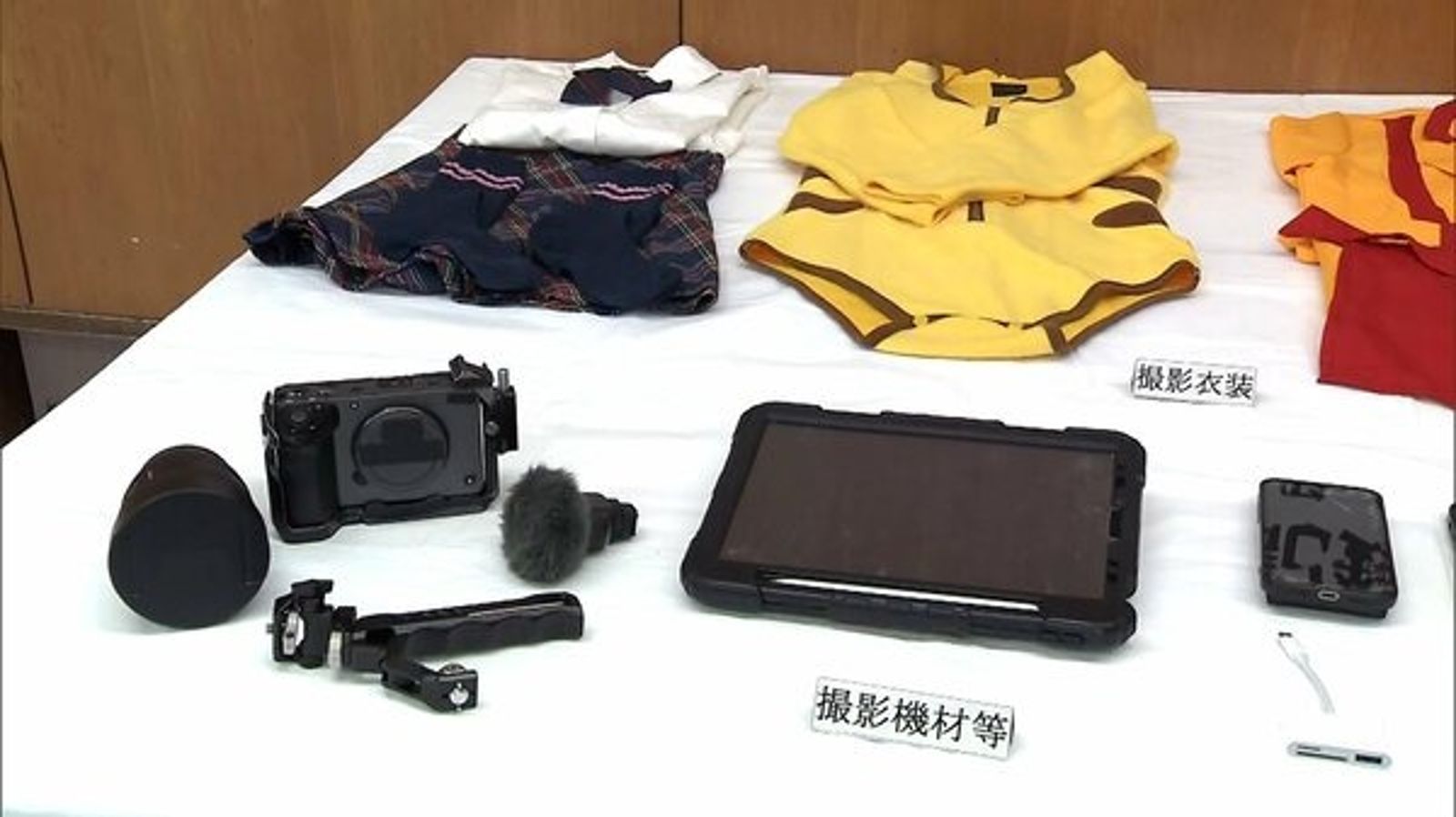 904a1b3e-e87d-452d-8a4f-38ed4f31a85d-w1600.jpg