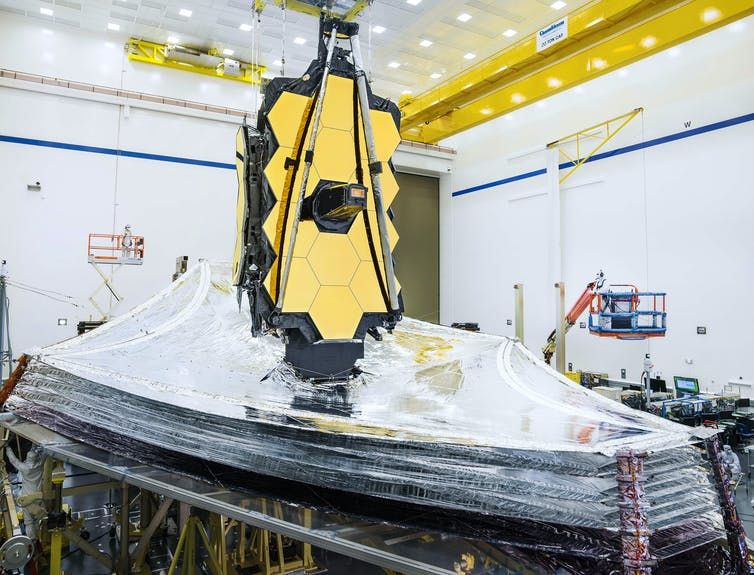 1648722001115009174.jpeg nasa-successfully-launched-the-james-webb-space-telescope-a-time-machine-that-gives-us-a-look-into-the-past-of-the-universe-picture-1-QchPYV8Tx.jpeg